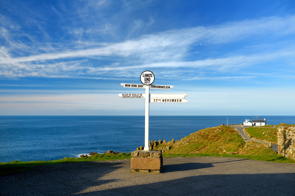 Your Complete Guide to the John O' Groats to Land's End Cycling Challenge